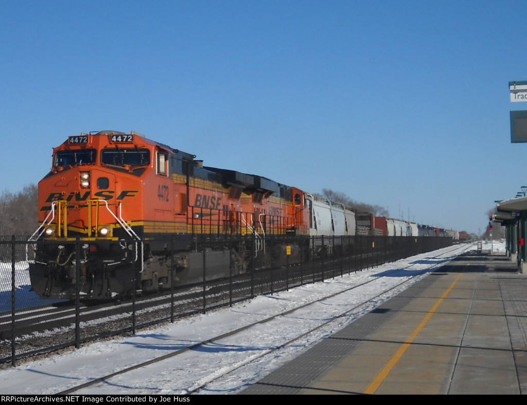 BNSF 4472 West